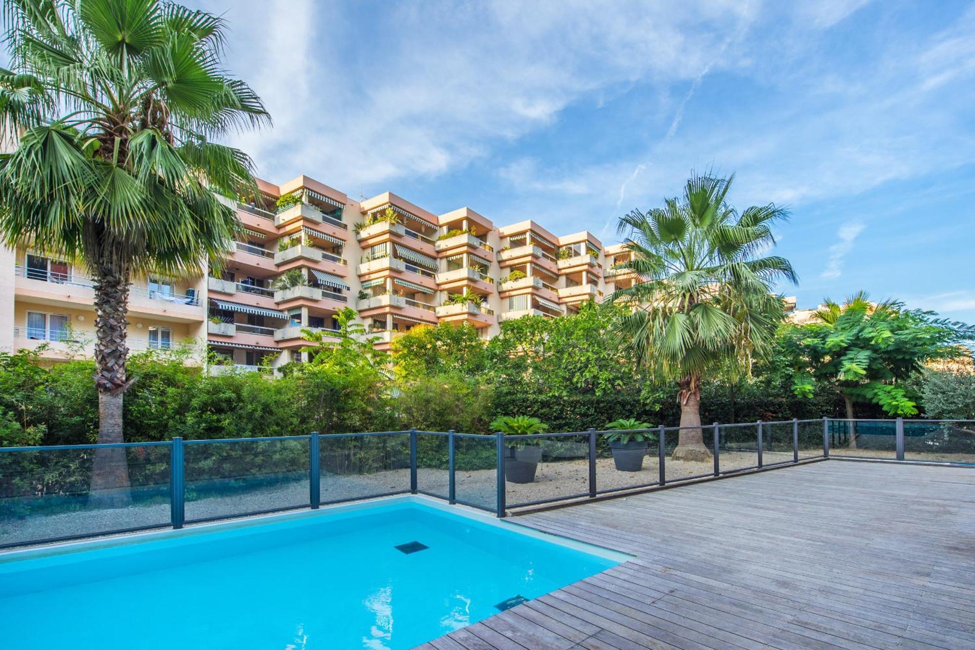 "L'Idyllique" Parking, Piscine, Plage, Calme Assure, Gare Roquebrune-Cap-Martin Exterior foto